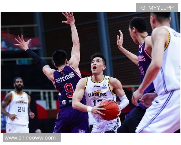 CBA激战辽宁队对决北京紫禁队精彩瞬间回顾与分析 CBA激战辽宁队对决北京紫禁队精彩瞬间回顾与分析