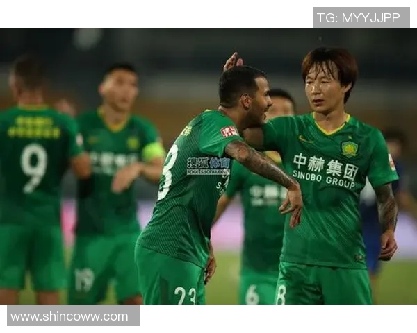 北京国安与苏宁激战正酣球迷期待精彩对决与惊喜时刻